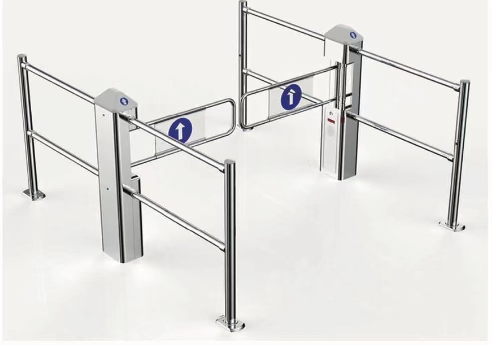 supermarket swing gate